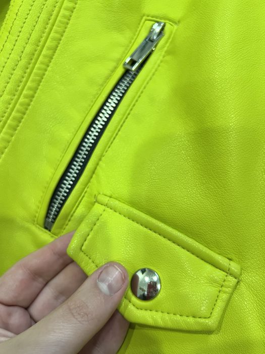 Кожаная куртка 3500тг