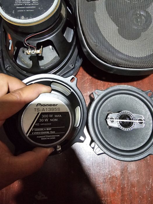 Pioner 525bt va kenwood 718 arginal