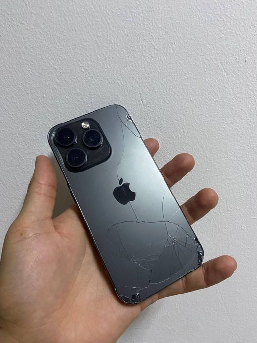 IPhone 15 Pro на 256ГБ