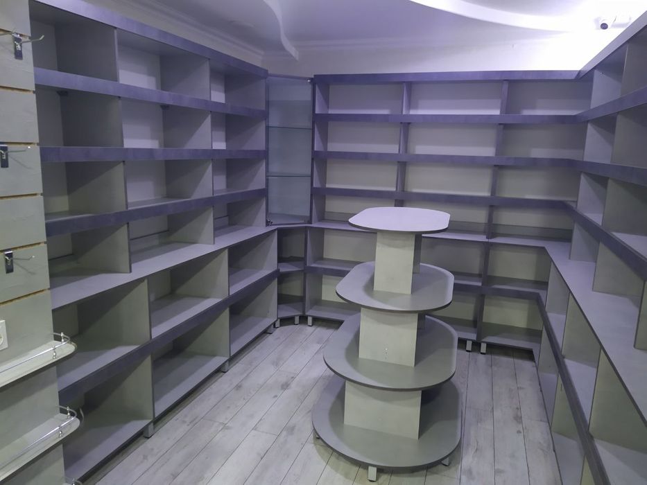 Стеллажи новый для магазина