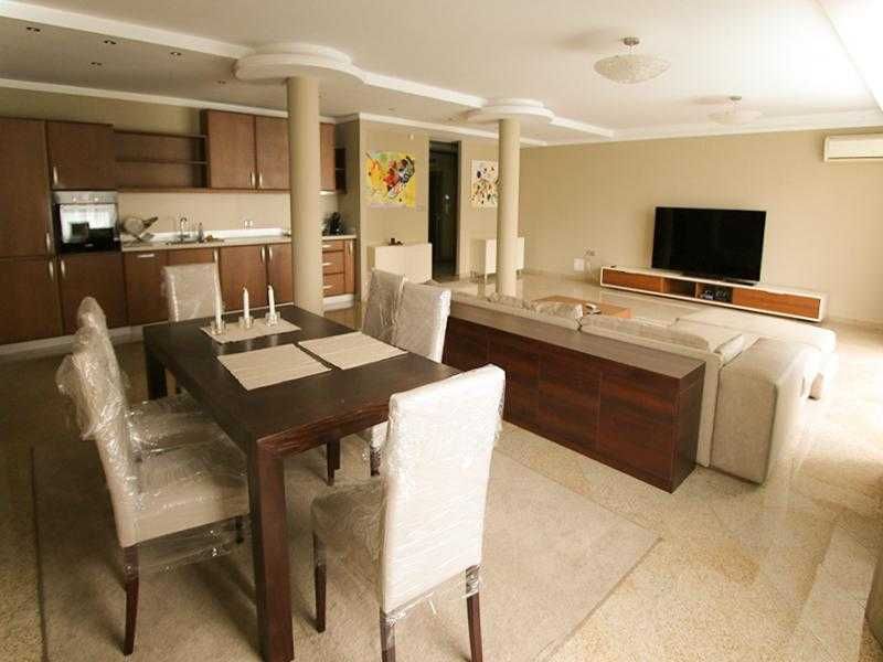 Продаваме 4-Стаен Апартамент В Белите Брези