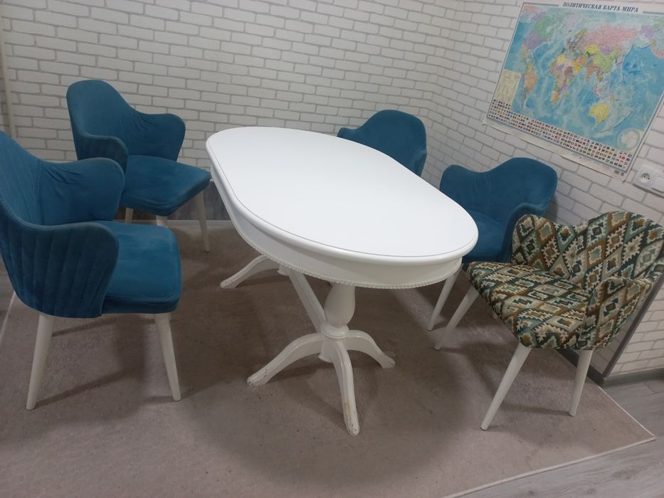 Продаеться мебель