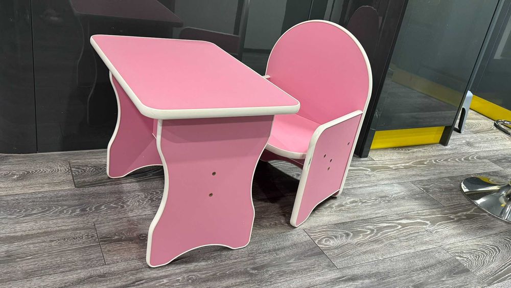 Детска маса със стол
