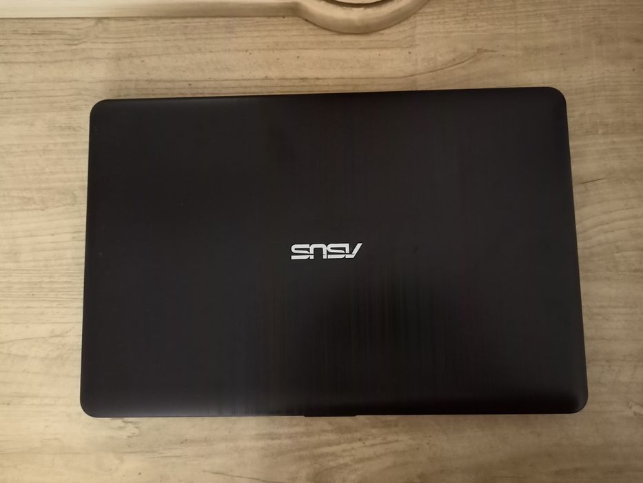 Ноутбук Asus, windows 10, батарейка держит