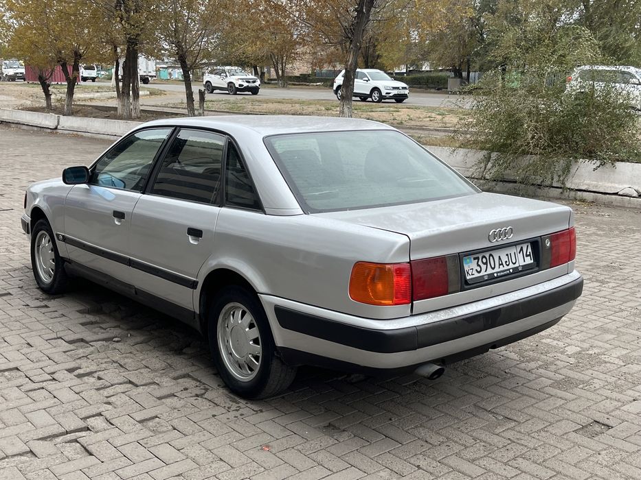 Ауди 100 с4 в хорошем состоянии