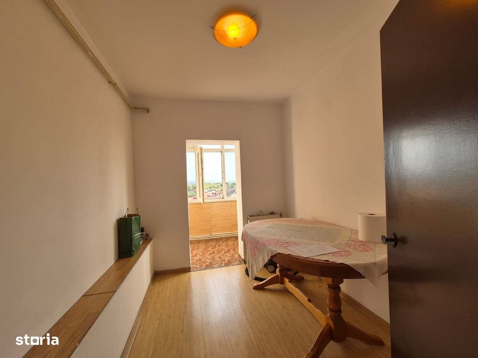 Apartament 3 camere, Targu Jiu, zona 9 Mai