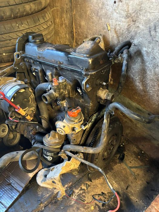 Двигатель Фольксваген 1.8