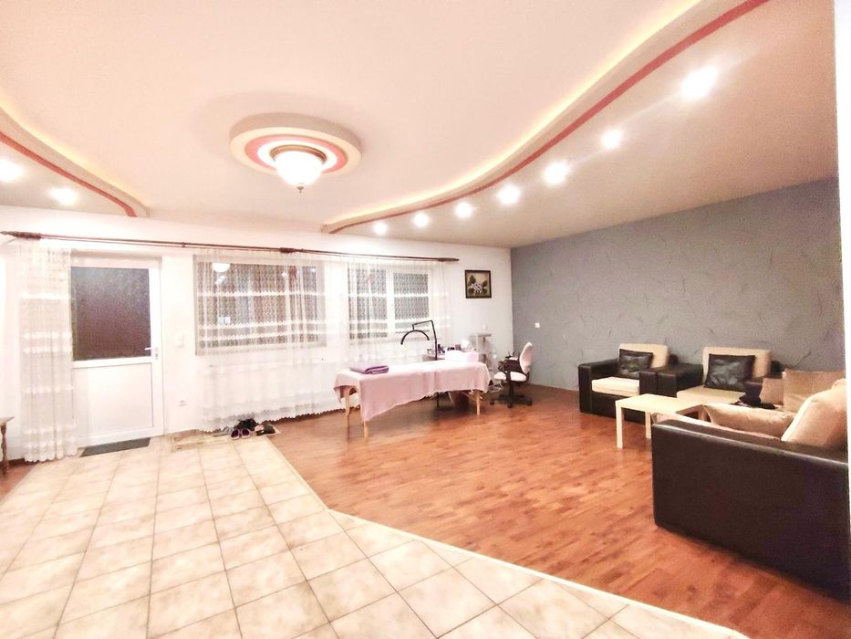 Vând casă în Selimbar, zona de Vile.