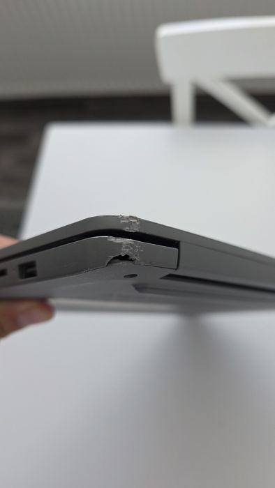 Lenovo IdeaPad 1 15ALC7 Ryzen 7 5700U  16 gb rami Amd Radeon Graphic 2 gb!