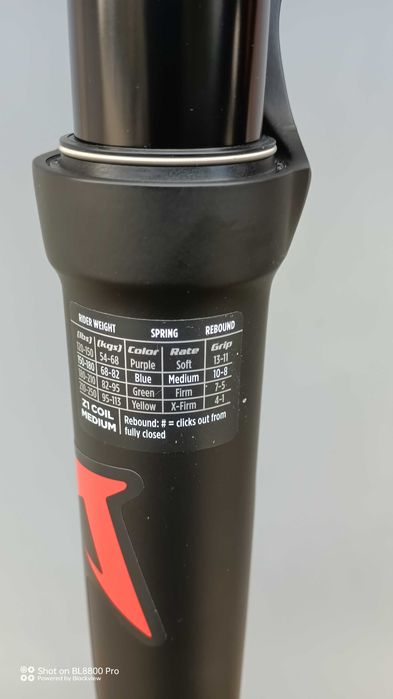 Вилка 27.5"-170mm Marzocchi Bomber Z1 Grip 15х110 Enduro 2023