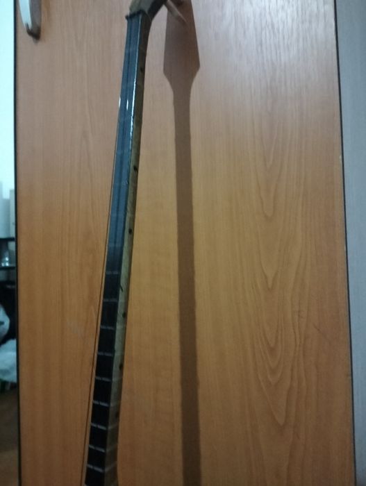 Домбыра сатамын, 15 000тг