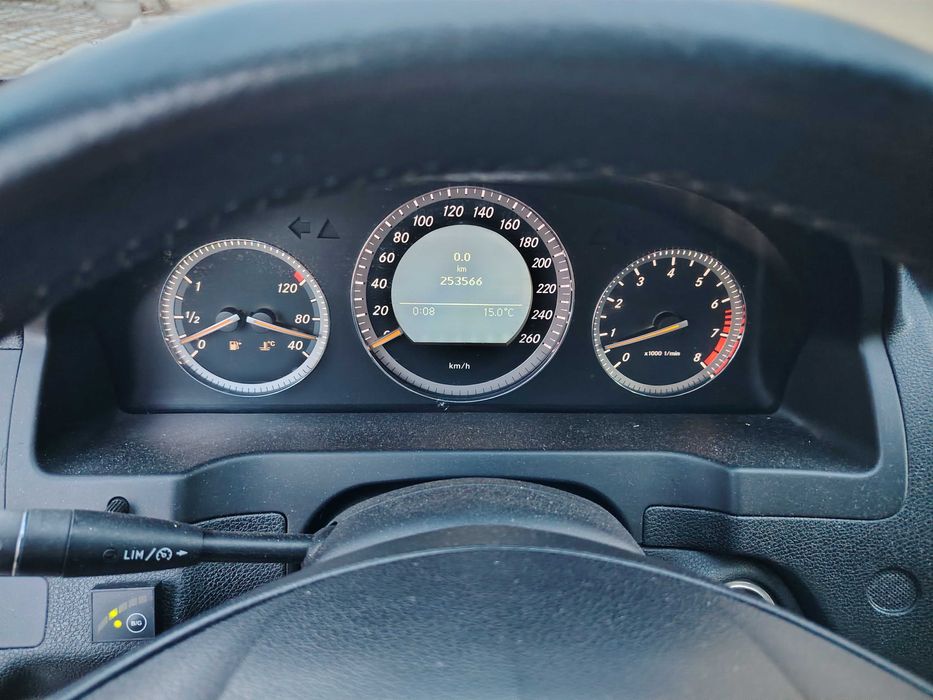 Mercedes Benz C300 i