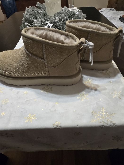 Оргинални дамски боти UGG
