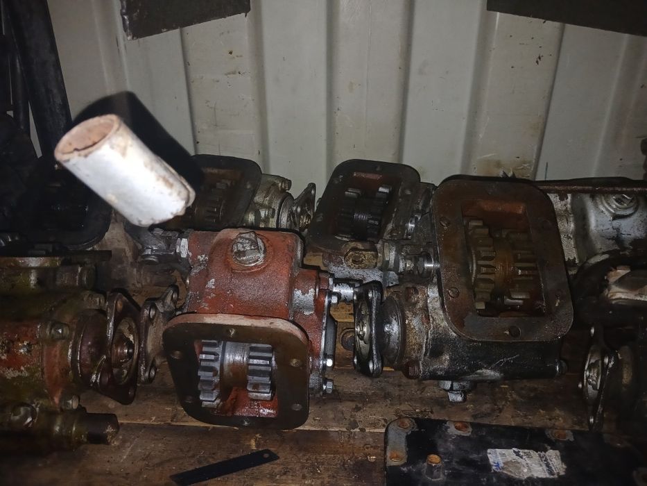 Ком на кпп Зил 131 в отличном состоянии