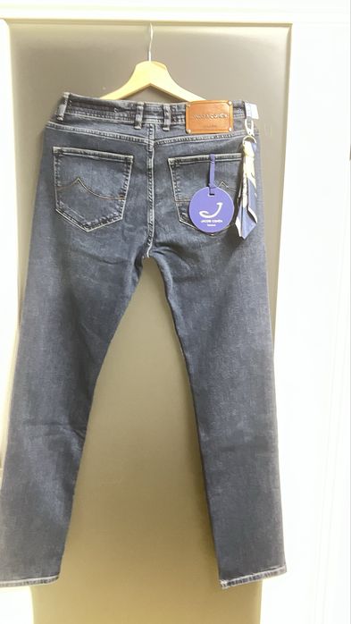 Дънки JACOB COHEN ! Чисто нов модел.Страхотен цвят.Налична серия 31-40