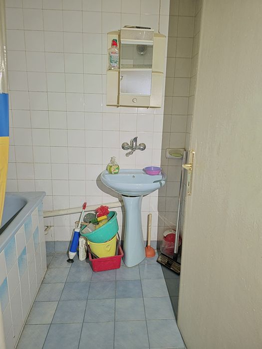 Продава се Тристаен апартамент в Стара Загора, Център - 91 кв.м за 879 €/кв.м - Снимка #6