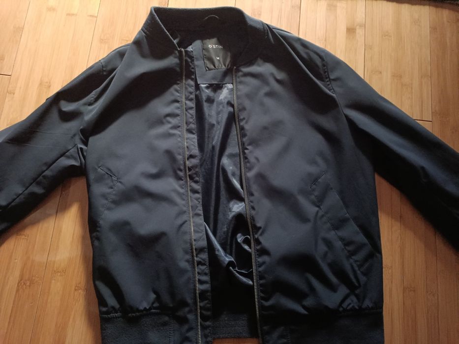 мужская куртка-бомбер O'STIN