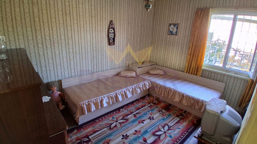 Продава се Къща в с. Бежаново, Област Ловеч - 200 кв.м за 133 €/кв.м - Снимка #8