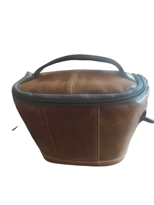 Olympus OM-D E-M10 Mark II и Olympus M.Zuiko Digital ED 14-42mm f/3.5-5.6 EZ