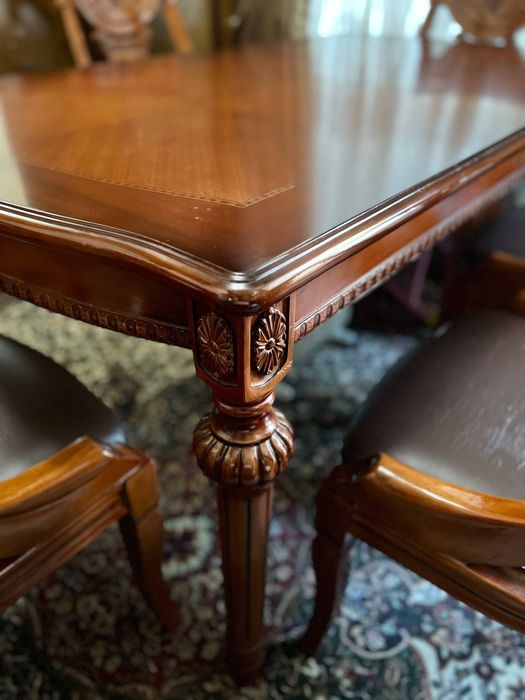 Stol stul mehmonxona uchun