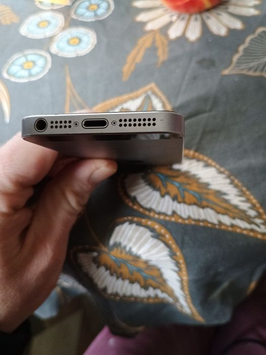 Iphone 5 SE 16 GB