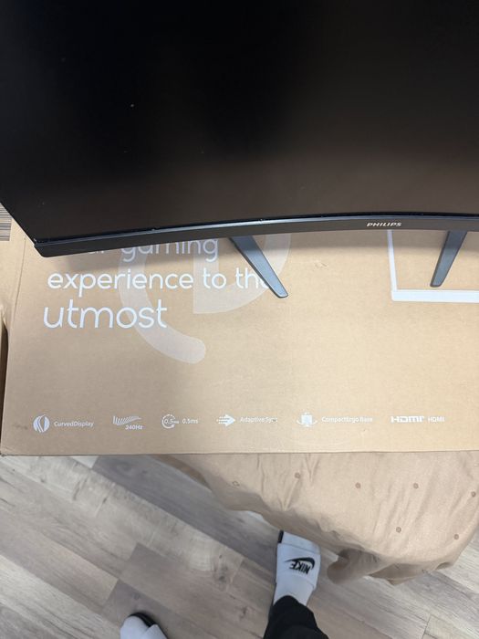 Monitor 240hz ca nou