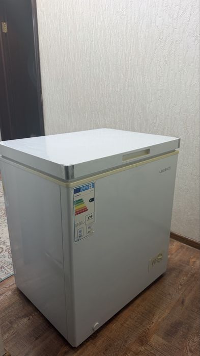 Морозильник Leadbros.