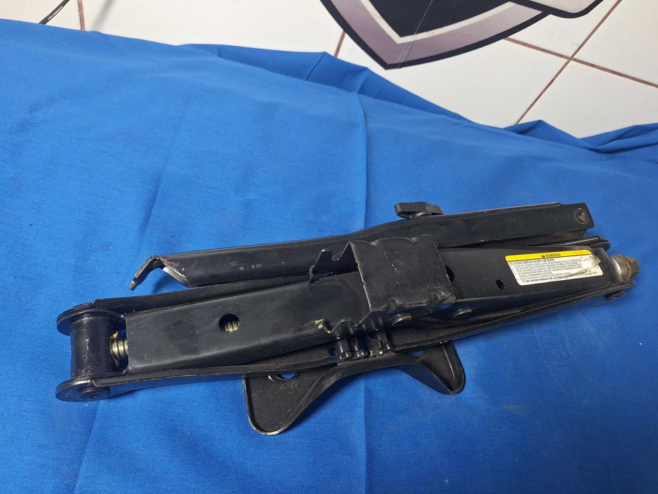 Cric AUTO OEM Chrysler - Chevrolet - Opel + Cheie Roti