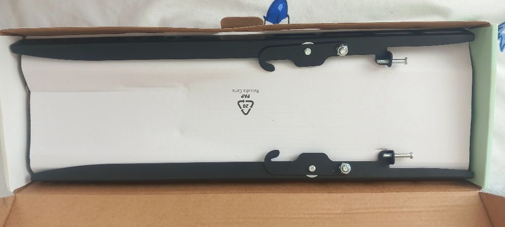 Suport de perete Hama