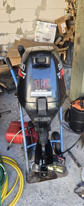 Motor barca suzuki