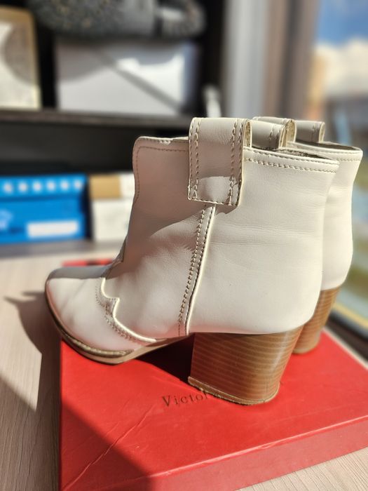 Продаются ботинки казаки