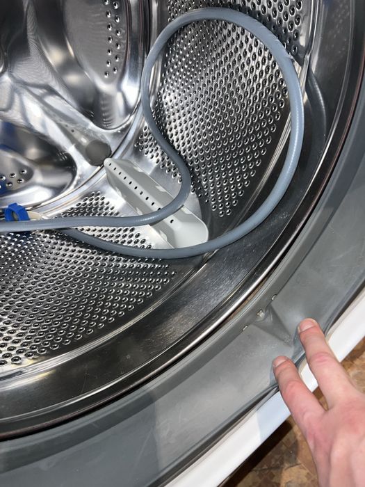 Пералня Ariston Hotpoint