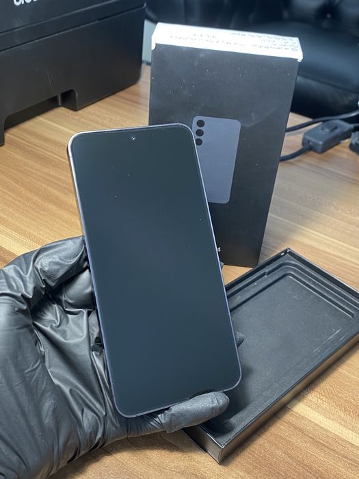 Samsung Galaxy S24• 256 GB • Onyx Black