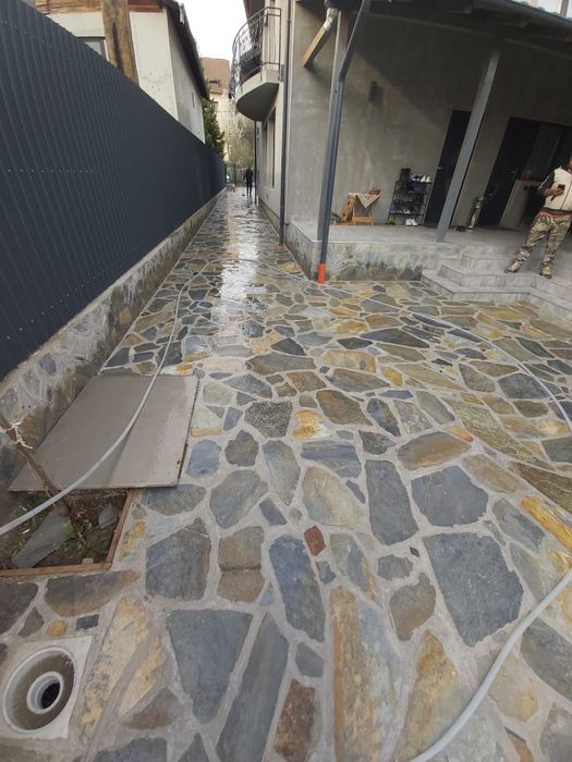 Pavaje cu piatră naturală