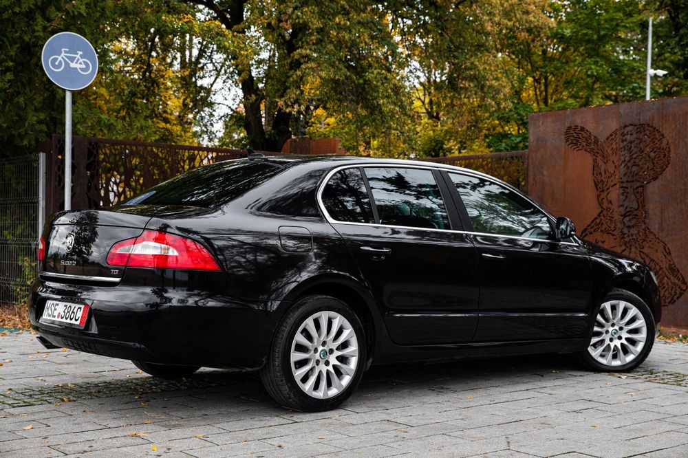 SKODA Superb 2012 — imagine 3