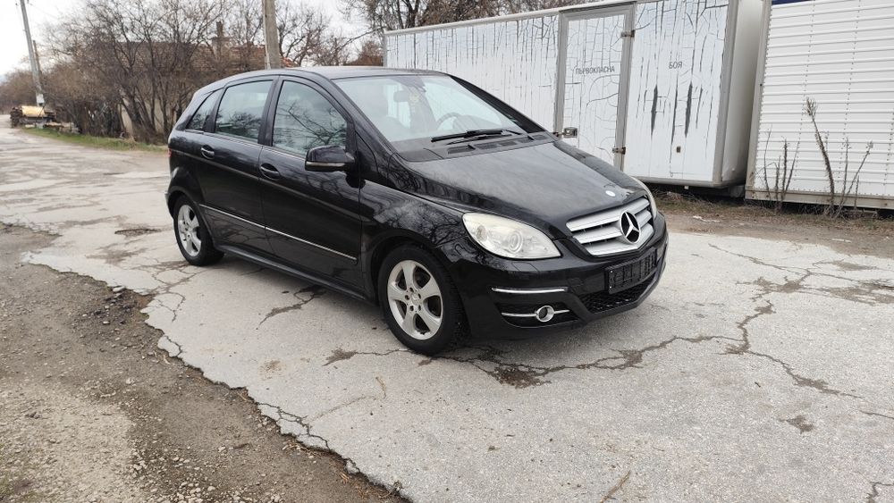 Mersedes B класа 2,0CDI автомат на части