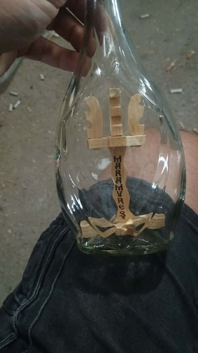 Sticle artizanale.