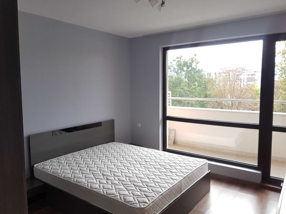 Тристаен апартамент в Тракия