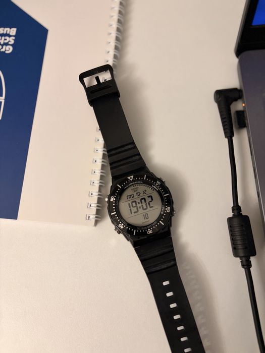 Продам Casio Illuminator