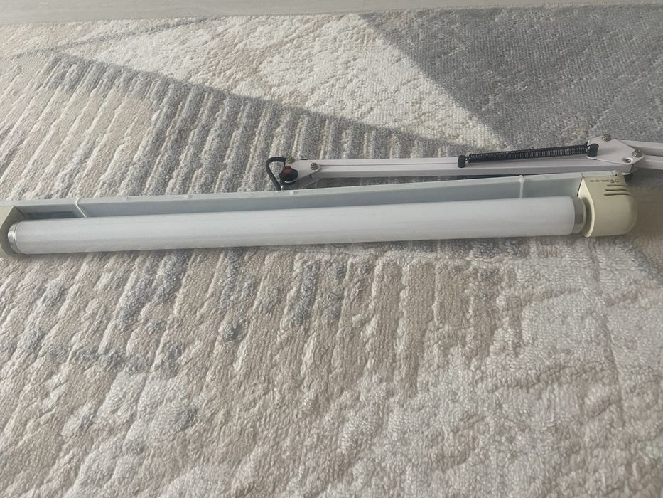 Продам фотолампу от желтушки