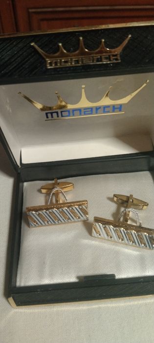 Запонки Новые  Монарх