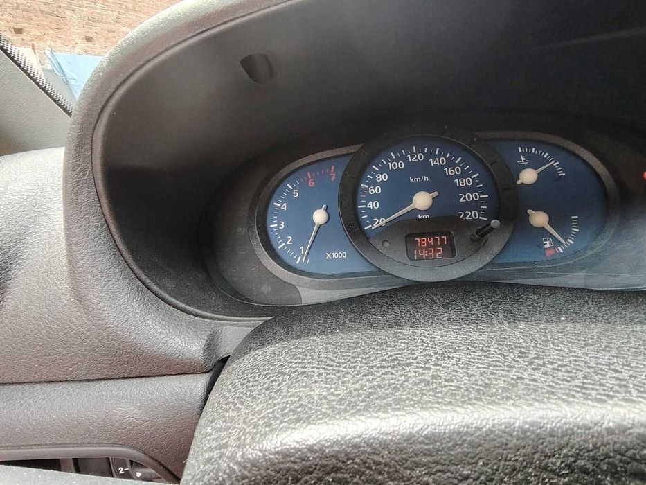 Autovehicule, Dacia Solenza
