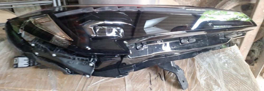 Фара на Чанган cs55 plus