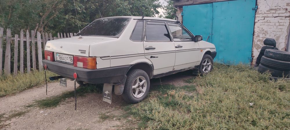 Продам ваз 21099