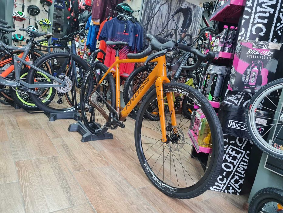 Bicicleta gravel Kross Esker 7.0 28- L- stoc la Est Bike Funky Sports