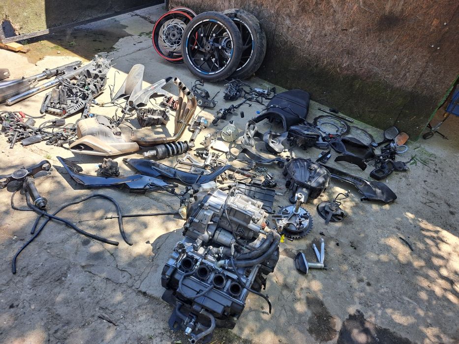 Piese honda cbr 650.
