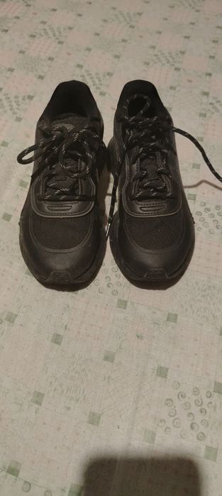 Запазени, в добро състояние удобни