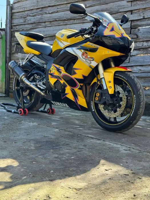 Yamaha YZF-R6 (2006) – Ediție Limitată Valentino Rossi