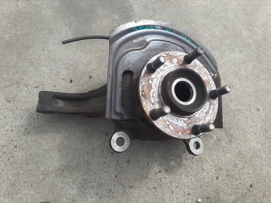 fuzeta stanga fata 1.6 b hr16 nissan qashqai j10  40015-jd040