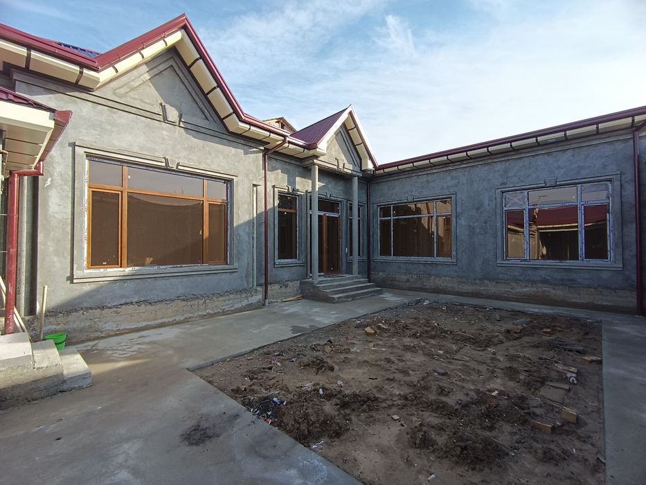 Участка сотилади 5 сотих